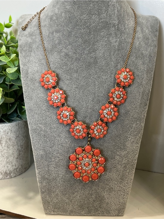 Premier Designs Jewelry - Boho Gold-Tone Coral Floral Statement Necklace